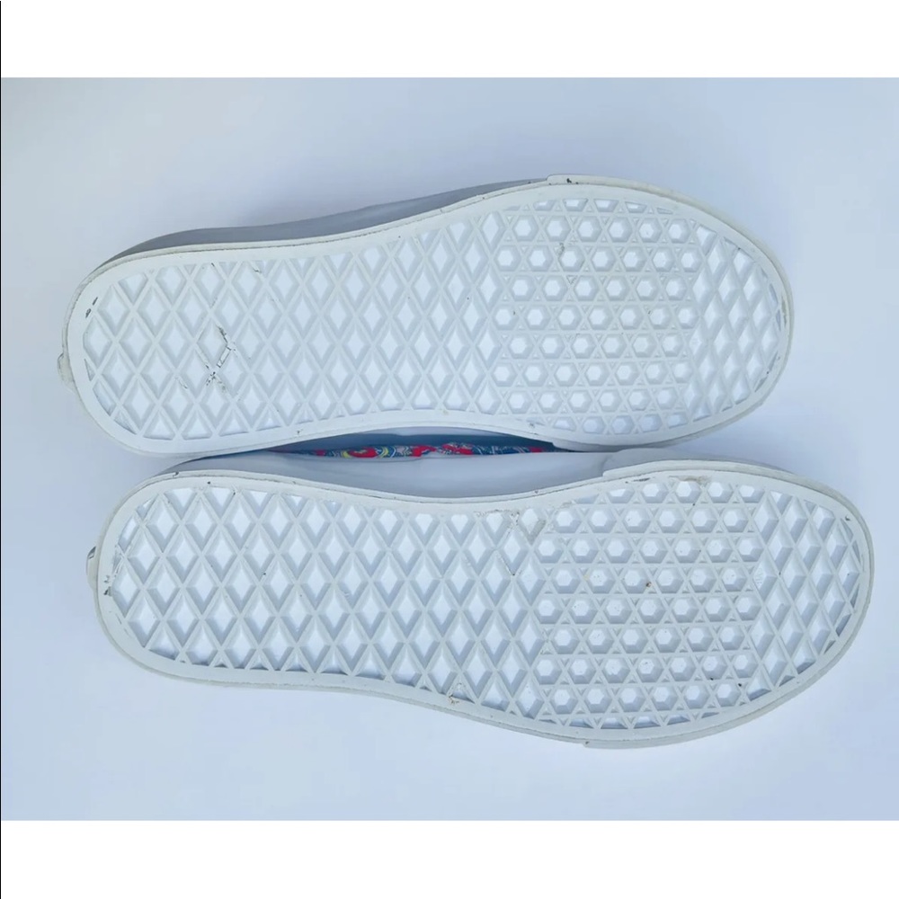 Vans Womens Size 6.5 Red/Blue Paisley Print Low Top Shoes - Picture 7 of 7